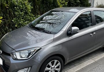 Hyundai i20 93.000 km 6.600 &euro; Bochum 44799