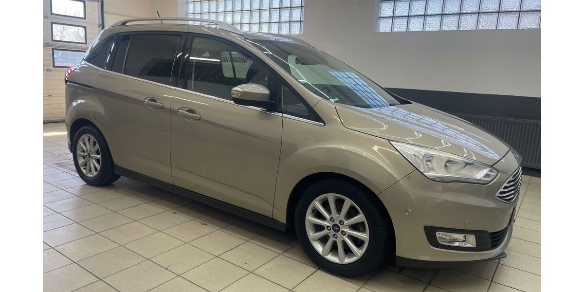 Ford Grand C-Max 98.043 km 7.900 &euro; Kamen 59174