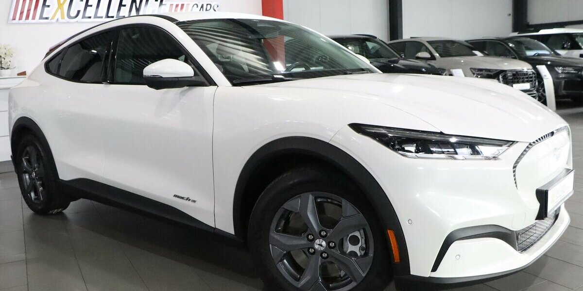 Ford Mustang Mach-E BANG & OLUFSEN / VIRTUAL COCKPIT 75.000 km 23.777 &euro; Hamm 59077