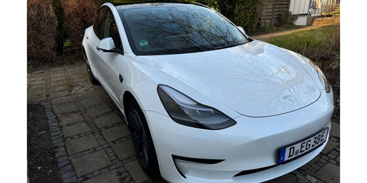 Tesla Model 3 13.500 km 30.500 &euro; Hamm 59065
