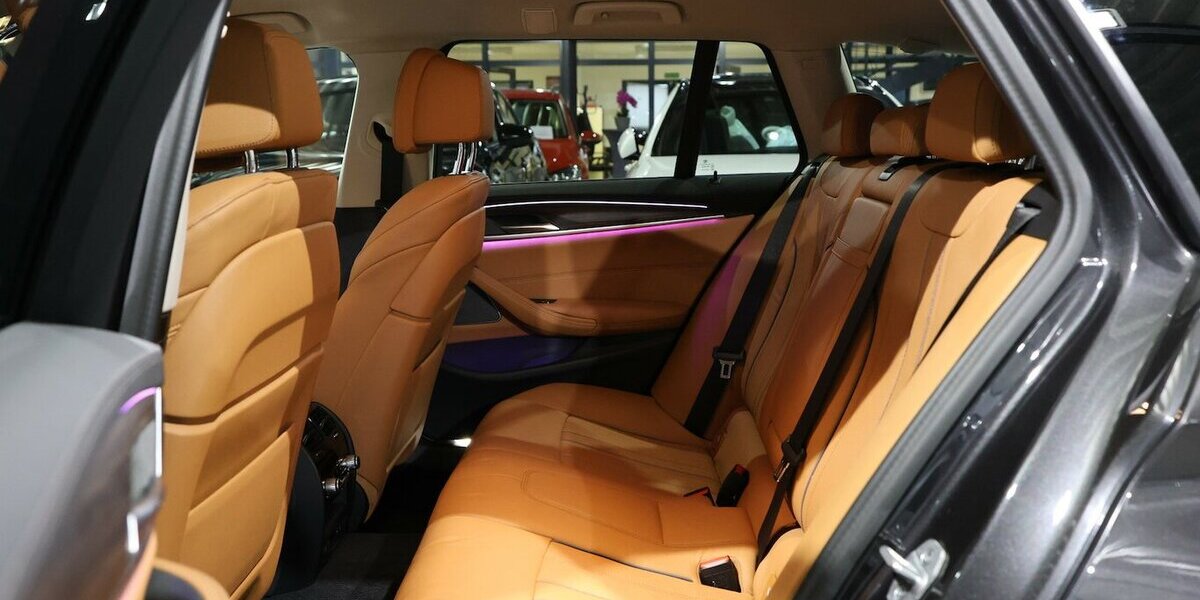 BMW 530i Touring INNOVATION LUXURY-LINE BUSINESS 45.000 km 38.995 &euro; Hamm 59077