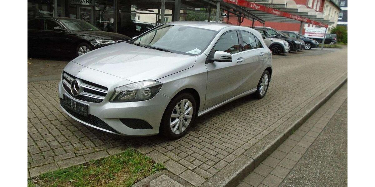 Mercedes-Benz A 180 127.000 km 9.990 &euro; Dortmund 44225