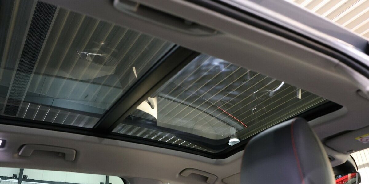 Seat Leon ST 2.0 TDI DSG FR-SPORT-PLUS / LED,PANORAMA 142.000 km 20.777 &euro; Hamm 59077