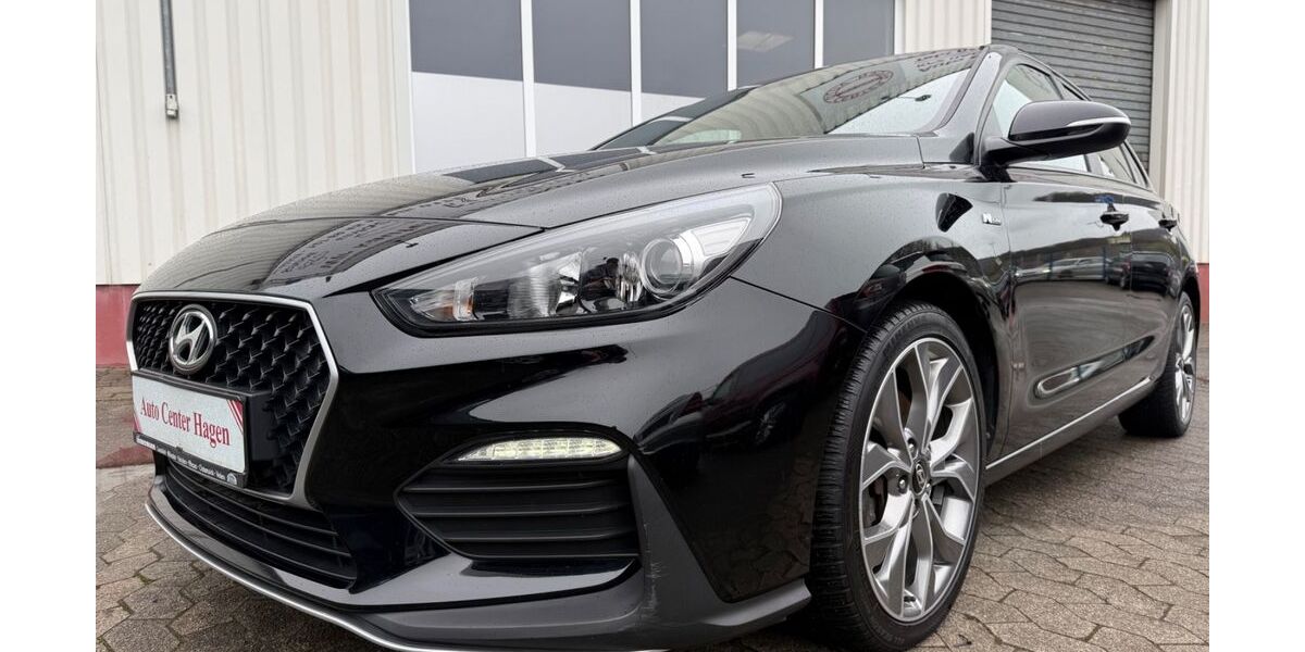Hyundai i30 116.859 km 14.480 &euro; Hagen 58135