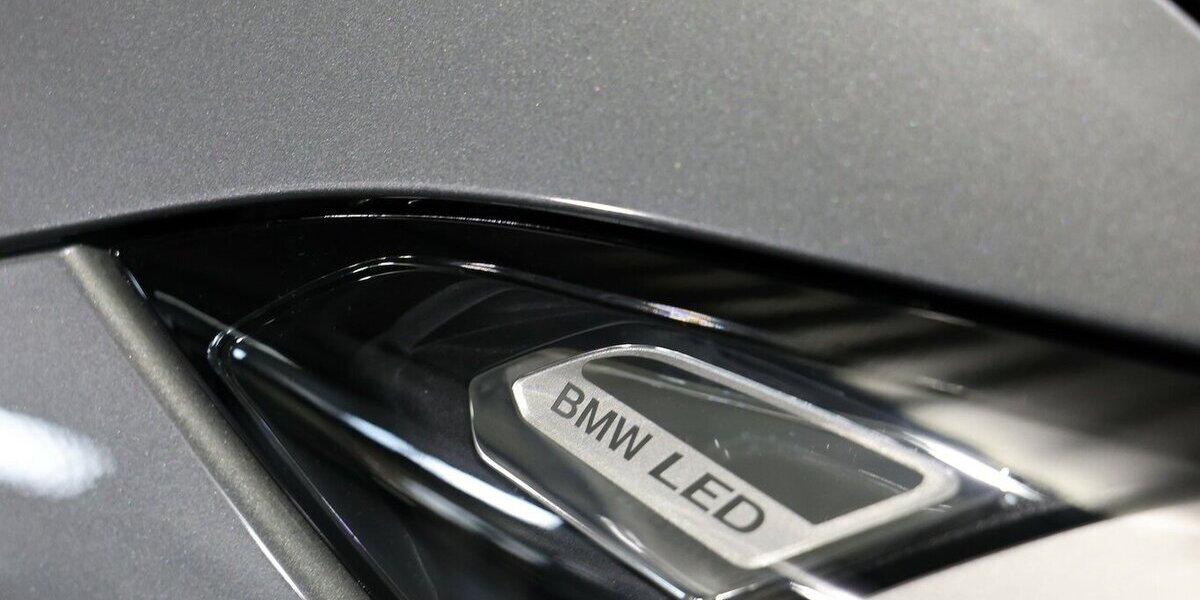 BMW 320d Touring xDrive SPORT / CURVED+NAVI+APPLE 32.000 km 30.555 &euro; Hamm 59077